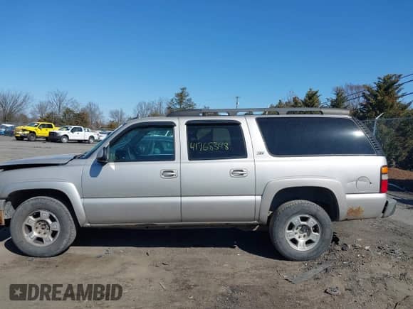 2004 Chevrolet Suburban LS with VIN 3GNFK16Z14G220272, listed as a IAAI auction lot 41768348 with 283,233 mi miles and . Bid and sale history available at DreamBid. Image 14.