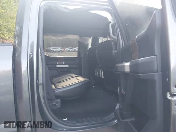 2016 Ford F-150 XLT z VIN 1FTEW1EG6GKD12452, wystawiony jako IAAI lot #43302065 z przebiegiem 190 395 mil mil oraz . Historia ofert i sprzedaży dostępna na DreamBid. Obrazek 8.