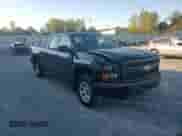 2014 Chevrolet Silverado 1500 Work Truck z VIN 1GCRCPEH9EZ162217, wystawiony jako Copart lot #84883005 z przebiegiem Nie podano mil oraz Szkoda całkowita • Salvage title. Historia ofert i sprzedaży dostępna na DreamBid. Obrazek 14.