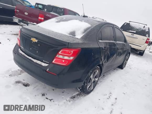 2019 Chevrolet Sonic Premier с VIN 1G1JF5SB8K4124388, выставлен на аукционе IAAI как лот 41410412 с пробегом 81 940 миль миль и . История ставок и продаж доступна на DreamBid. Изображение 4.