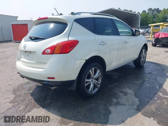 2009 Nissan Murano SL with VIN JN8AZ18W79W102421, listed as a IAAI auction lot 42411663 with Not provided miles and . Bid and sale history available at DreamBid. Image 4.