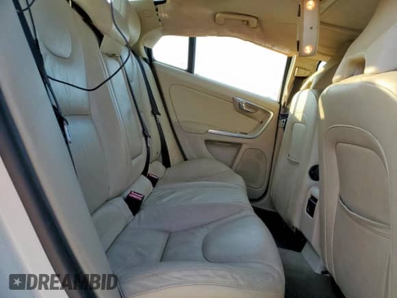 2012 Volvo S60 T5 с VIN YV1622FSXC2091645, выставлен на аукционе Copart как лот 81928655 с пробегом 140 299 миль миль и Списание • Salvage title. История ставок и продаж доступна на DreamBid. Изображение 10.