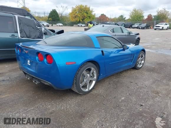 2009 Chevrolet Corvette 2LT с VIN 1G1YY26W395109709, выставлен на аукционе IAAI как лот 43442189 с пробегом 71 191 миль миль и . История ставок и продаж доступна на DreamBid. Изображение 4.
