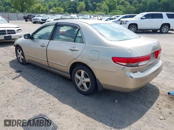 2003 Honda Accord EX with VIN JHMCM56683C013591, listed as a IAAI auction lot 42883936 with 199,776 mi miles and . Bid and sale history available at DreamBid. Image 3.