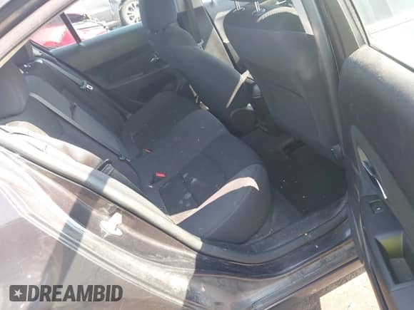 2014 Chevrolet Cruze 1LT с VIN 1G1PC5SB2E7182194, выставлен на аукционе IAAI как лот 42993632 с пробегом 184 775 миль миль и . История ставок и продаж доступна на DreamBid. Изображение 8.