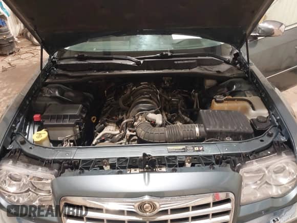 2005 Chrysler 300 300C AWD with VIN 2C3AK63H05H662168, listed as a IAAI auction lot 42574275 with 144,501 mi miles and . Bid and sale history available at DreamBid. Image 10.