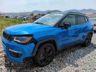 2018 Jeep Compass Altitude с VIN 3C4NJCBB5JT407724, выставлен на аукционе Copart как лот 65234365 с пробегом 32 098 миль миль и Списание • Salvage title. История ставок и продаж доступна на DreamBid. Изображение 1.