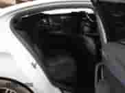 2019 BMW 5 Series 540i xDrive z VIN WBAJE7C55KWW19065, wystawiony jako IAAI lot #41835435 z przebiegiem 45 087 mil mil oraz . Historia ofert i sprzedaży dostępna na DreamBid. Obrazek 8.