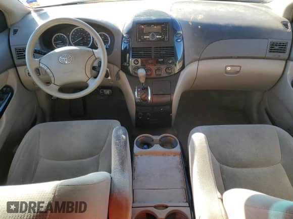 2005 Toyota Sienna LE with VIN 5TDBA23C85S044081, listed as a Copart auction lot 85082455 with 189,547 mi miles and Salvage title. Bid and sale history available at DreamBid. Image 8.