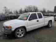 2005 GMC Sierra 1500 SLT z VIN 1GTEC19T15Z340924, wystawiony jako Copart lot #88526715 z przebiegiem Nie podano mil oraz Czysty tytuł • Clean title. Historia ofert i sprzedaży dostępna na DreamBid. Obrazek 1.