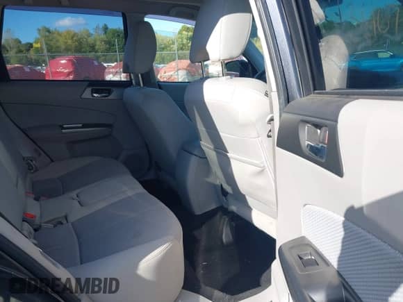 2012 Subaru Forester X Premium z VIN JF2SHADC6CH430943, wystawiony jako IAAI lot #43407192 z przebiegiem 162 606 mil mil oraz . Historia ofert i sprzedaży dostępna na DreamBid. Obrazek 8.