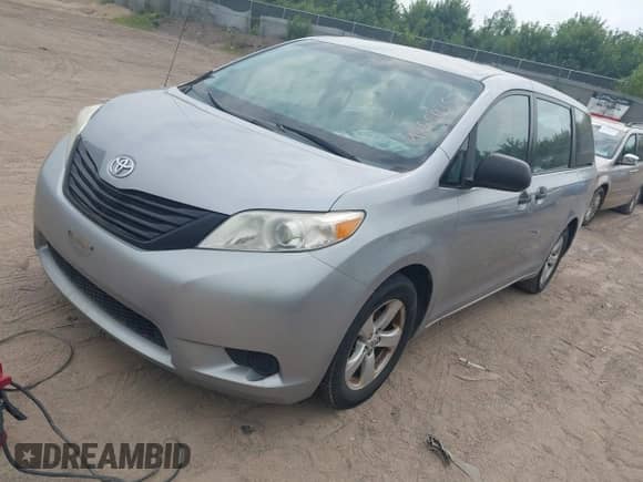 2012 Toyota Sienna with VIN 5TDKA3DC1CS014308, listed as a IAAI auction lot 42850357 with 270,257 mi miles and . Bid and sale history available at DreamBid. Image 2.