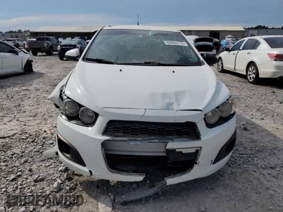 2013 Chevrolet Sonic LT with VIN 1G1JC5SH0D4172239, listed as a Copart auction lot 69065775 with 157,821 mi miles and Clean title. Bid and sale history available at DreamBid. Image 5.