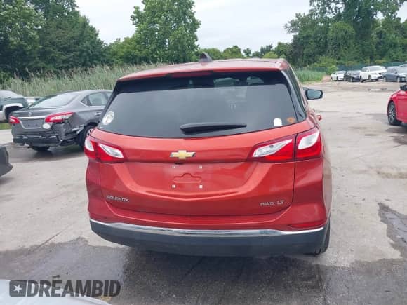 2020 Chevrolet Equinox LT с VIN 2GNAXUEV4L6217131, выставлен на аукционе IAAI как лот 43027852 с пробегом 83 163 миль миль и . История ставок и продаж доступна на DreamBid. Изображение 17.