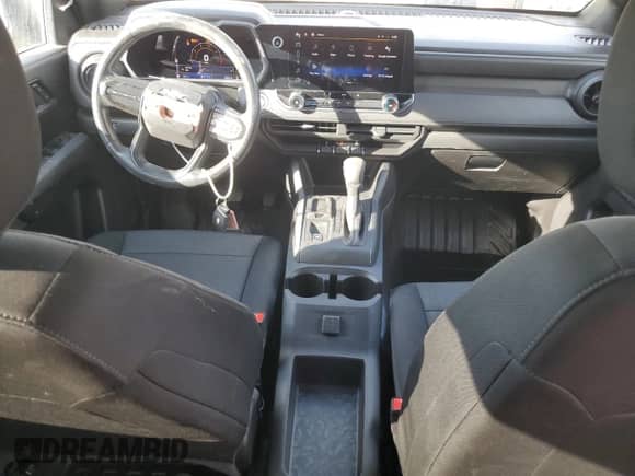 2023 Chevrolet Colorado 2WD Work Truck с VIN 1GCGSBECXP1176338, выставлен на аукционе Copart как лот 87484315 с пробегом 36 894 миль миль и Чистый • Clean title. История ставок и продаж доступна на DreamBid. Изображение 8.