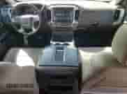 2016 GMC Sierra 1500 Denali z VIN 3GTU2PEJ2GG371785, wystawiony jako Copart lot #81668355 z przebiegiem 82 938 mil mil oraz Szkoda całkowita • Salvage title. Historia ofert i sprzedaży dostępna na DreamBid. Obrazek 8.