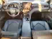 2023 Toyota Camry SE z VIN 4T1G11AKXPU798958, wystawiony jako Copart lot #81294885 z przebiegiem 67 379 mil mil oraz Szkoda całkowita • Salvage title. Historia ofert i sprzedaży dostępna na DreamBid. Obrazek 8.