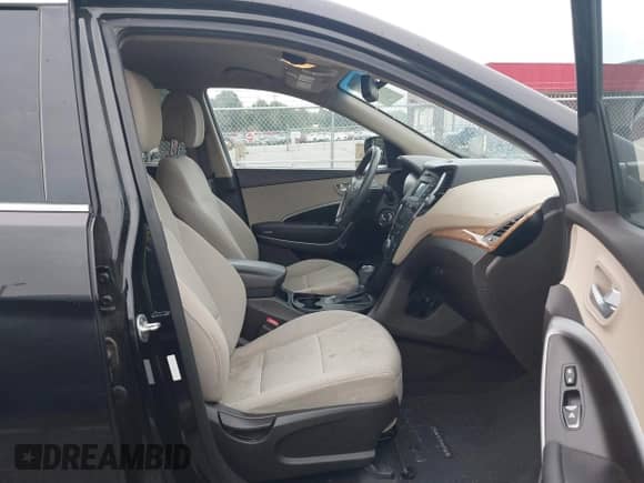 2016 Hyundai Santa Fe с VIN 5XYZU3LB2GG378447, выставлен на аукционе IAAI как лот 43322172 с пробегом 120 439 миль миль и . История ставок и продаж доступна на DreamBid. Изображение 5.