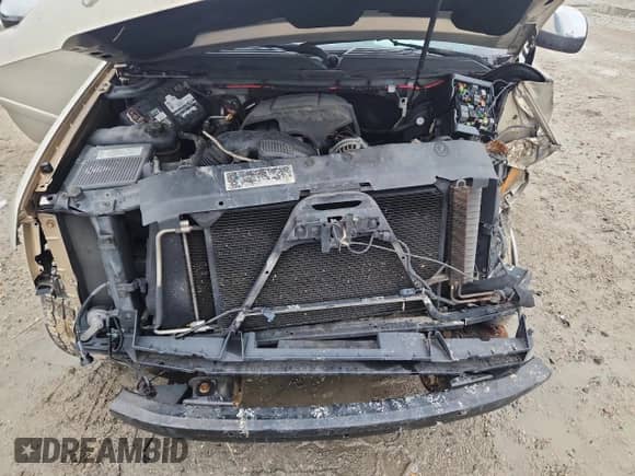 2008 Chevrolet Tahoe 3LT with VIN 1GNFC13058R192520, listed as a Copart auction lot 68013565 with 250,221 mi miles and Salvage title. Bid and sale history available at DreamBid. Image 12.