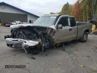 2003 Chevrolet Silverado 1500 LS z VIN 2GCEK19V631258780, wystawiony jako Copart lot #86473085 z przebiegiem 164 839 mil mil oraz Szkoda całkowita • Salvage title. Historia ofert i sprzedaży dostępna na DreamBid. Obrazek 1.