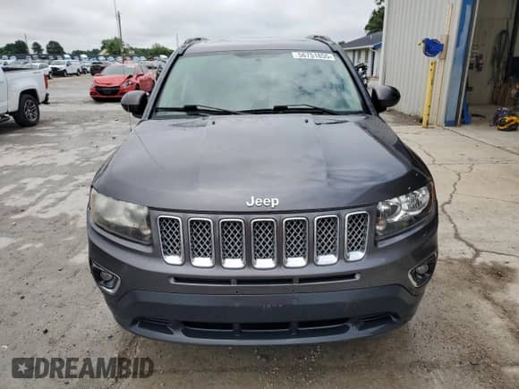 2015 Jeep Compass High Altitude с VIN 1C4NJCEA5FD171737, выставлен на аукционе Copart как лот 56751855 с пробегом 166 465 миль миль и Списание • Salvage title. История ставок и продаж доступна на DreamBid. Изображение 5.