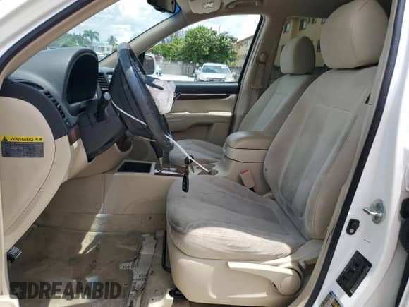 2009 Hyundai Santa Fe SE с VIN 5NMSH73E19H311239, выставлен на аукционе Copart как лот 68217795 с пробегом 135 275 миль миль и Списание • Salvage title. История ставок и продаж доступна на DreamBid. Изображение 7.