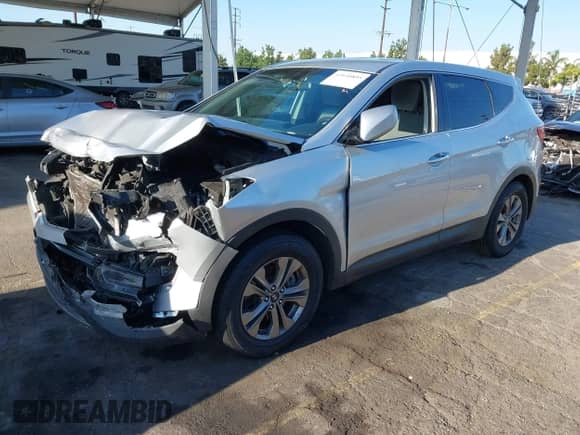 2016 Hyundai Santa Fe with VIN 5XYZT3LB6GG334051, listed as a IAAI auction lot 43110895 with 129,029 mi miles and . Bid and sale history available at DreamBid. Image 18.