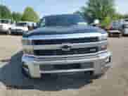 2017 Chevrolet Silverado 2500HD LTZ z VIN 1GC1KWEG8HF176939, wystawiony jako Copart lot #67659555 z przebiegiem 91 184 mil mil oraz Szkoda całkowita • Salvage title. Historia ofert i sprzedaży dostępna na DreamBid. Obrazek 5.