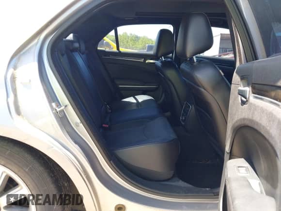 2013 Chrysler 300 C с VIN 2C3CCAEG3DH644307, выставлен на аукционе IAAI как лот 42310972 с пробегом 59 215 миль миль и . История ставок и продаж доступна на DreamBid. Изображение 8.