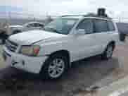 2006 Toyota Highlander Limited z VIN JTEDW21A260006812, wystawiony jako IAAI lot #43326712 z przebiegiem 130 565 mil mil oraz . Historia ofert i sprzedaży dostępna na DreamBid. Obrazek 17.