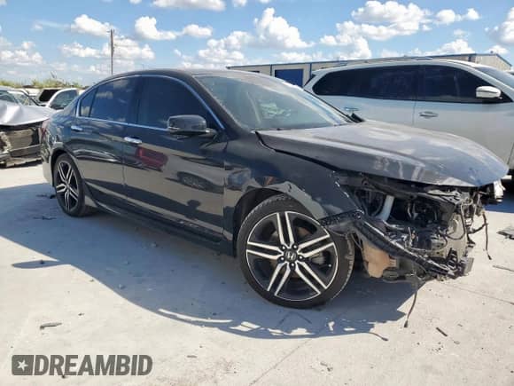 2017 Honda Accord Touring with VIN 1HGCR3F93HA038050, listed as a Copart auction lot 81736515 with 109,934 mi miles and Salvage title. Bid and sale history available at DreamBid. Image 4.