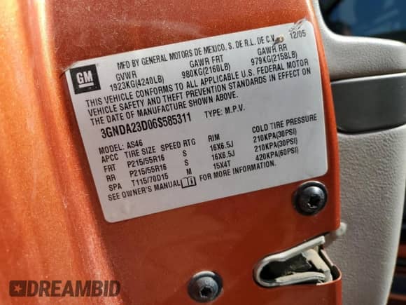 2006 Chevrolet HHR LT z VIN 3GNDA23D06S585311, wystawiony jako Copart lot #64463965 z przebiegiem Nie podano mil oraz Szkoda całkowita • Salvage title. Historia ofert i sprzedaży dostępna na DreamBid. Obrazek 12.