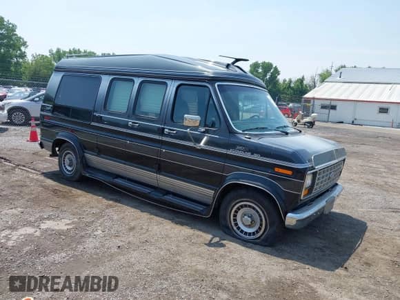 1990 Ford Econoline Cargo с VIN 1FDEE14N8LHA71564, выставлен на аукционе IAAI как лот 42421597 с пробегом 68 265 миль миль и . История ставок и продаж доступна на DreamBid. Изображение 1.