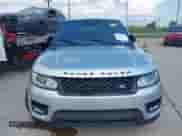 2016 Land Rover Range Rover Sport SE z VIN SALWG2KF1GA663285, wystawiony jako IAAI lot #42984410 z przebiegiem 135 735 mil mil oraz . Historia ofert i sprzedaży dostępna na DreamBid. Obrazek 12.