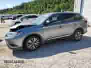 2019 Mitsubishi Outlander ES z VIN JA4AZ3A3XKZ051213, wystawiony jako Copart lot #68248165 z przebiegiem 104 273 mil mil oraz Szkoda całkowita • Salvage title. Historia ofert i sprzedaży dostępna na DreamBid. Obrazek 1.