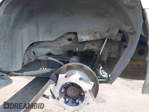 2010 Chevrolet Tahoe LT с VIN 1GNMCBE30AR141582, выставлен на аукционе IAAI как лот 42749080 с пробегом 153 535 миль миль и . История ставок и продаж доступна на DreamBid. Изображение 22.