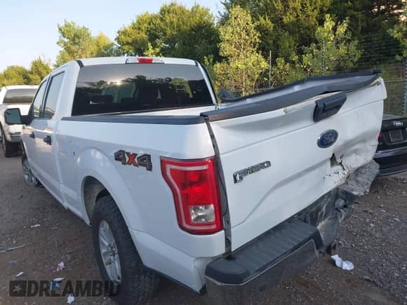 2017 Ford F-150 XLT with VIN 1FTFW1EG6HKD77811, listed as a IAAI auction lot 43137609 with 156,403 mi miles and . Bid and sale history available at DreamBid. Image 3.