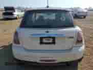 2012 MINI Hardtop с VIN WMWSU3C52CT260986, выставлен на аукционе Copart как лот 81976875 с пробегом 130 257 миль миль и Списание • Salvage title. История ставок и продаж доступна на DreamBid. Изображение 6.