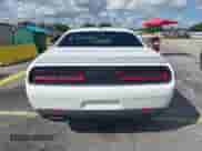 2018 Dodge Challenger SXT с VIN 2C3CDZAG3JH131202, выставлен на аукционе IAAI как лот 43509944 с пробегом 89 807 миль миль и . История ставок и продаж доступна на DreamBid. Изображение 16.