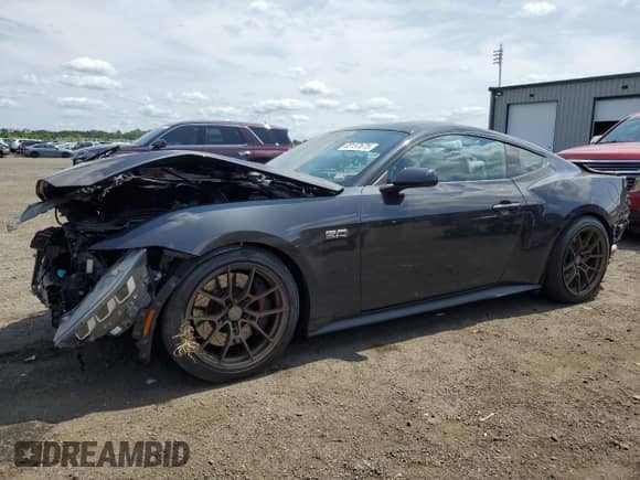 2024 Ford Mustang GT с VIN 1FA6P8CF6R5412403, выставлен на аукционе Copart как лот 68157675 с пробегом 23 660 миль миль и Списание • Salvage title. История ставок и продаж доступна на DreamBid. Изображение 1.