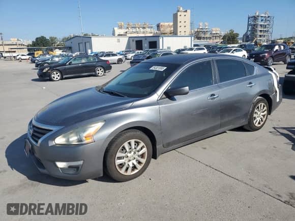 2015 Nissan Altima S z VIN 1N4AL3AP4FC108367, wystawiony jako Copart lot #84301895 z przebiegiem 118 966 mil mil oraz Szkoda całkowita • Salvage title. Historia ofert i sprzedaży dostępna na DreamBid. Obrazek 1.