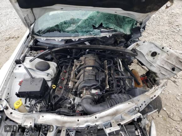 2014 Chrysler 300 C с VIN 2C3CCAET3EH105068, выставлен на аукционе Copart как лот 67940365 с пробегом Не указан миль и На запчасти • Non repairable. История ставок и продаж доступна на DreamBid. Изображение 7.