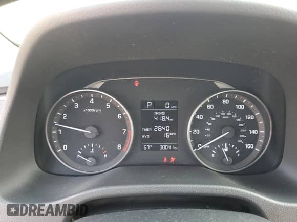 2018 Hyundai Elantra SE z VIN KMHD74LF5JU571865, wystawiony jako Copart lot #81618055 z przebiegiem 38 041 mil mil oraz Szkoda całkowita • Salvage title. Historia ofert i sprzedaży dostępna na DreamBid. Obrazek 9.