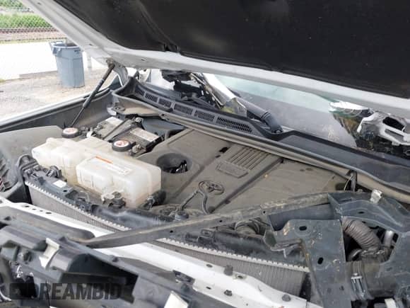 2022 Toyota Tundra SR5 with VIN 5TFLA5DB2NX001314, listed as a IAAI auction lot 42538763 with 69,630 mi miles and . Bid and sale history available at DreamBid. Image 10.