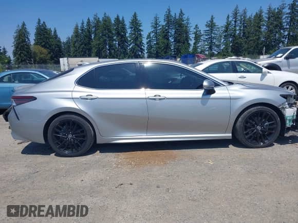 2023 Toyota Camry Hybrid XSE с VIN 4T1K31AK0PU617886, выставлен на аукционе IAAI как лот 42784356 с пробегом 56 946 миль миль и . История ставок и продаж доступна на DreamBid. Изображение 14.