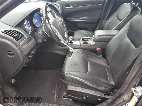 2014 Chrysler 300 C with VIN 2C3CCAKG0EH355763, listed as a Copart auction lot 68747145 with 110,344 mi miles and Salvage title. Bid and sale history available at DreamBid. Image 7.