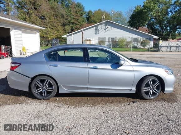 2017 Honda Accord Touring with VIN 1HGCR3F91HA041612, listed as a IAAI auction lot 43436214 with 98,518 mi miles and . Bid and sale history available at DreamBid. Image 13.