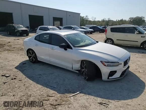 2019 Volvo S60 R-Design с VIN 7JR102FM1KG015838, выставлен на аукционе Copart как лот 46232505 с пробегом 65 404 миль миль и Списание • Salvage title. История ставок и продаж доступна на DreamBid. Изображение 11.