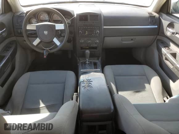 2008 Dodge Charger с VIN 2B3KA43R08H102320, выставлен на аукционе Copart как лот 70438134 с пробегом 142 963 миль миль и Чистый • Clean title. История ставок и продаж доступна на DreamBid. Изображение 8.