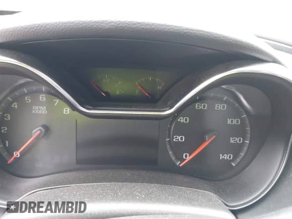 2020 Chevrolet Impala Premier z VIN 1G1105S3XLU113422, wystawiony jako IAAI lot #39028376 z przebiegiem 1 000 mil mil oraz . Historia ofert i sprzedaży dostępna na DreamBid. Obrazek 7.